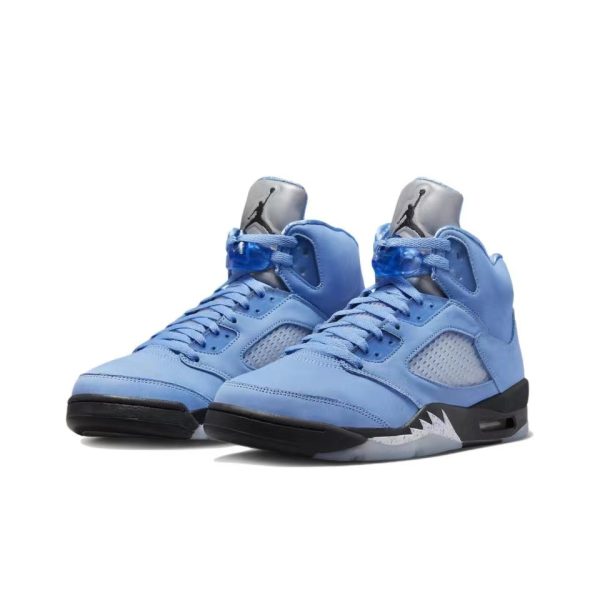 Jordan 5 Retro SE UNC