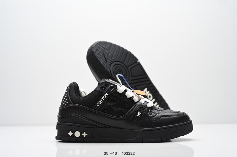 Louis Vuitton Trainer Triple Black Liso