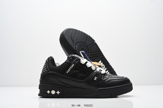 Louis Vuitton Trainer Triple Black Liso