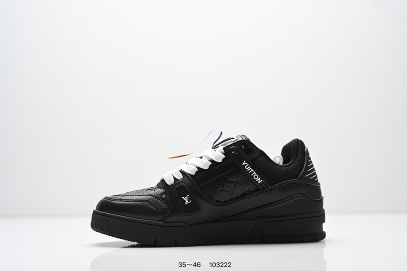 Louis Vuitton Trainer Triple Black Liso
